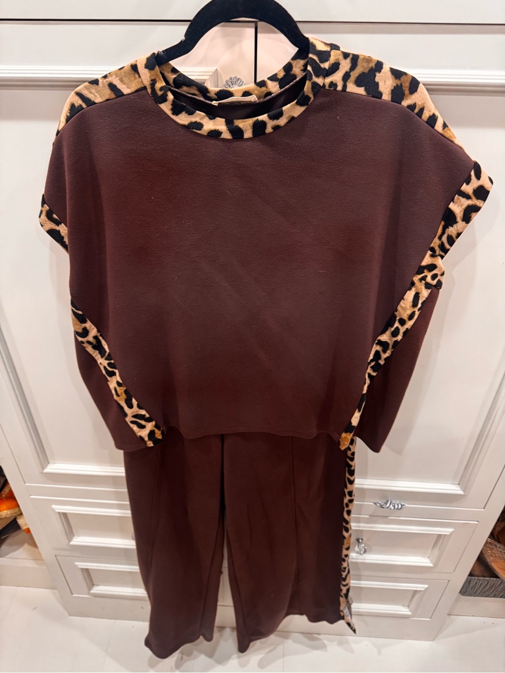Brown Two-Piece Set with Leopard Trim